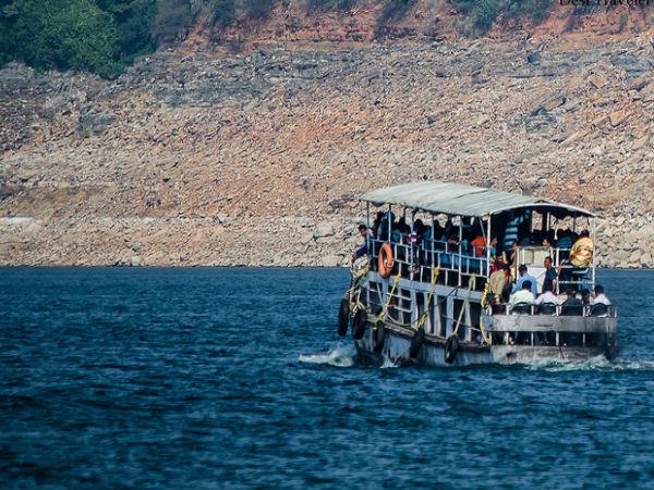 లాహిరి .. లాహిరి .. లాహిరిలో