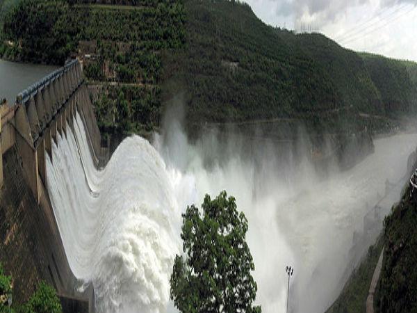 శ్రీశైలం డ్యాం