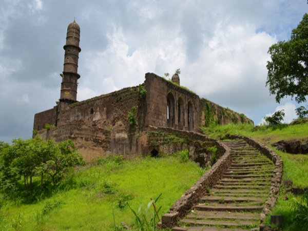 5000 సంవత్సరాలగా జీవిస్తున్న వ్యక్తి !