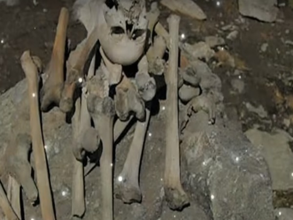 ప్రభుత్వం కంటికి చిక్కిన ఆ కోట రహస్యం ఇంతకూ ఆ కోటలో ఏముందో తెలుసా ?