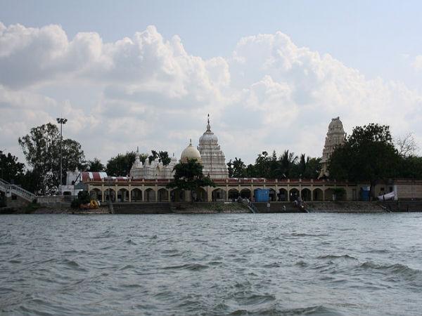 'కృష్ణమ్మ' ఒడిలో పవిత్ర క్షేత్రాలు !