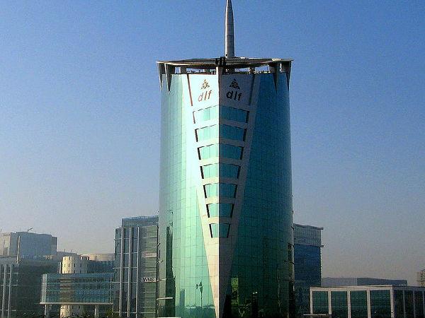 మహిళలు ఒంటరిగా వెళ్ళకూడని ప్రదేశాలు !!