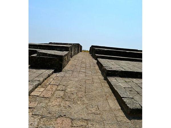 ఇండియాలో క్రీస్తుపూర్వం ప్రదేశాలు !