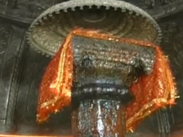 ధనవంతులు కావాలనుకుంటున్నారా? అయితే ఈ దేవిని దర్శించండి..!