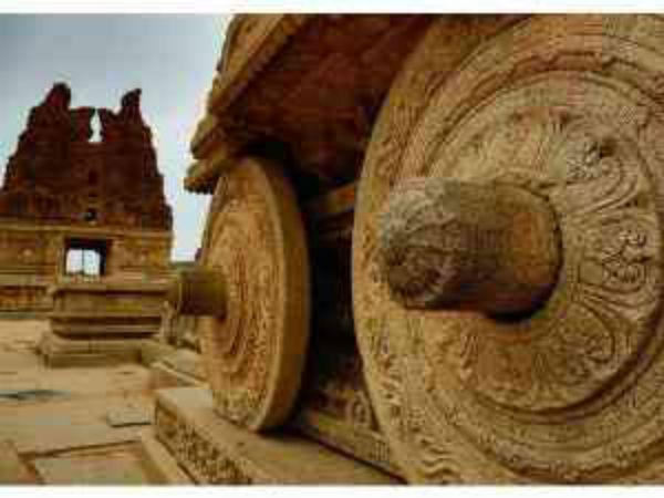 విఠల దేవాలయం