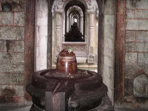 హిందువులకు అతి పవిత్రమైన పశుపతినాథఆలయం