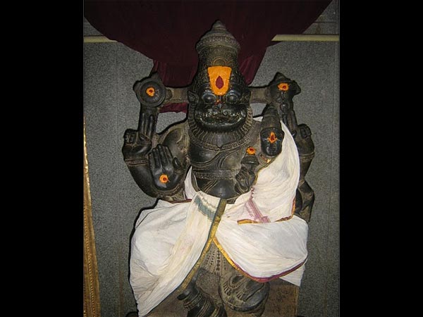 1.దశావతారాల్లో ఒకటి...