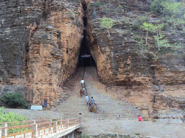 18. అంతగా సౌకర్యవంతంగా లేవు