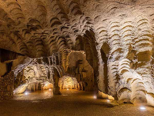 2.కేవింగ్ 