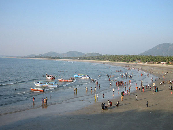 3. మురుడేశ్వర బీచ్ 