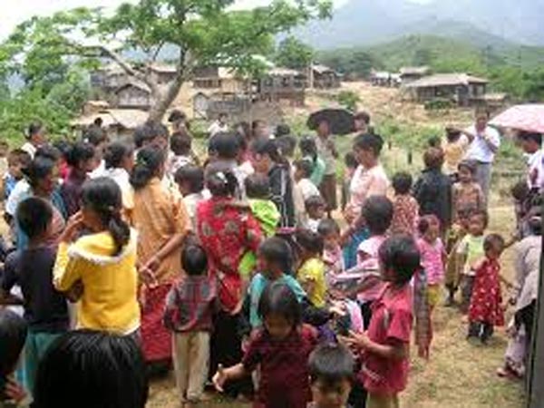 4.ఊరివారంతా కలిసి