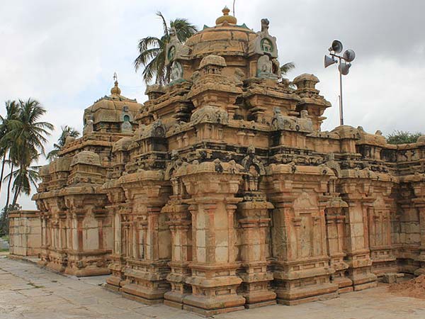 5.బేగూరు నాగేశ్వర దేవాలయం... 5.బేగూరు నాగేశ్వర దేవాలయం...