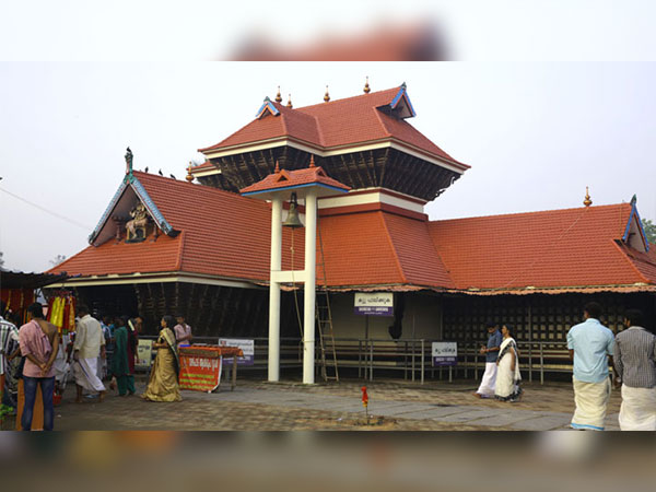 7. ఏడాదికి రెండు సార్లు...