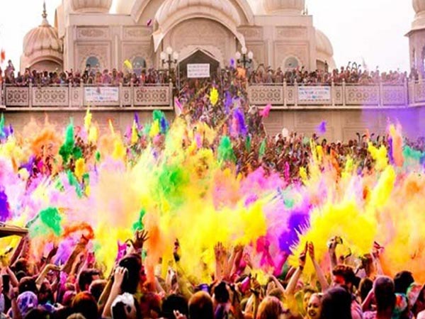 8. డీజే, ఫుడ్ స్టాల్స్ కూడా 