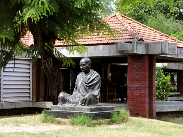 19. అహ్మదాబాద్