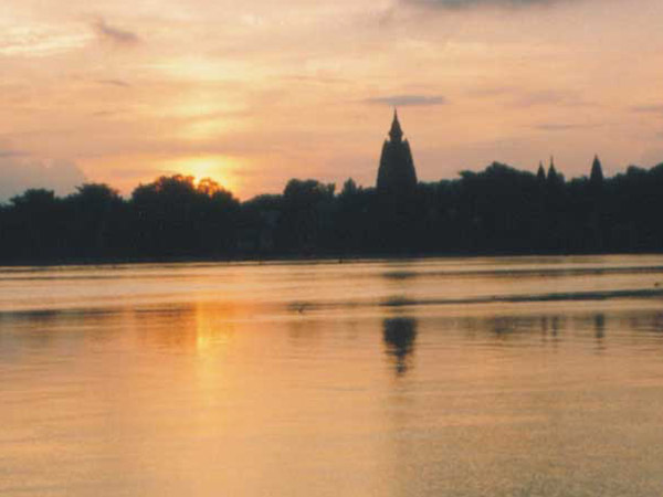 4. నిరంజానా నది