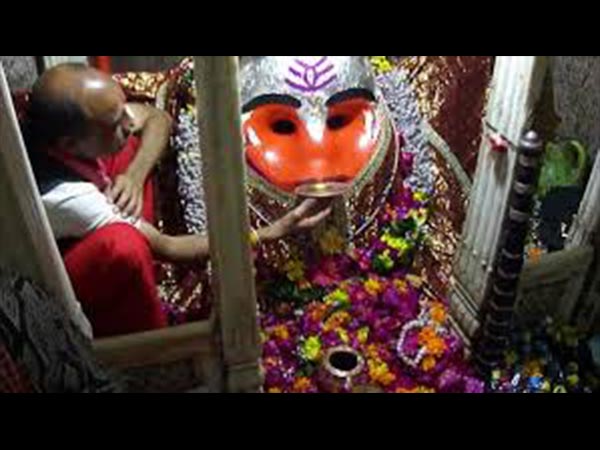 8. విస్కీ ఇక్కడ ప్రత్యేకం