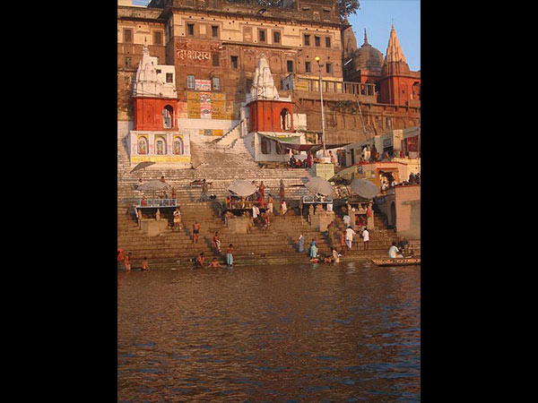 8. ఆలయాలకు నెలవు...