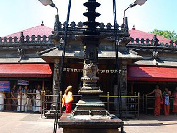 1.కొల్లూరు మూకాంబిక దేవాలయం