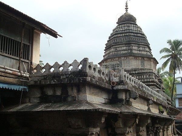 14. మహాబలేశ్వర్ ఆలయం 