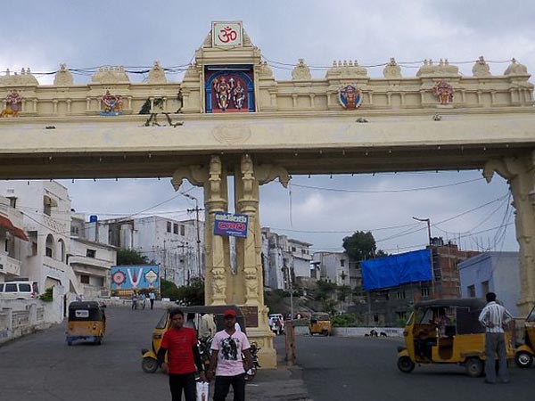 18. ఎలా చేరుకోవాలి