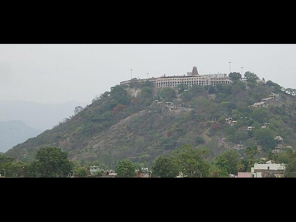 2.ఎవరు ముందుగా