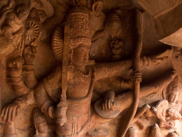 4. పలు విధాలుగా ప్రార్థిస్తాడు