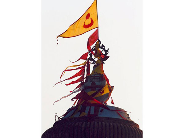 7. పూరి జగన్నాథ దేవాలయం