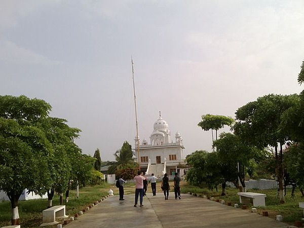 1. ఎక్కడ ఉంది