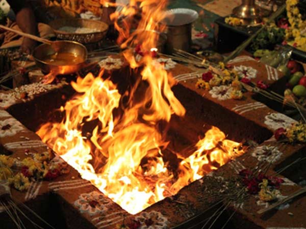 10. యాగవాటికను ముంచెత్తింది