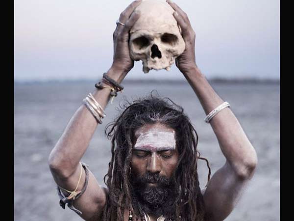 16. రాజకీయ నాయకులు