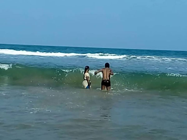 17. కోడూరు బీచ్