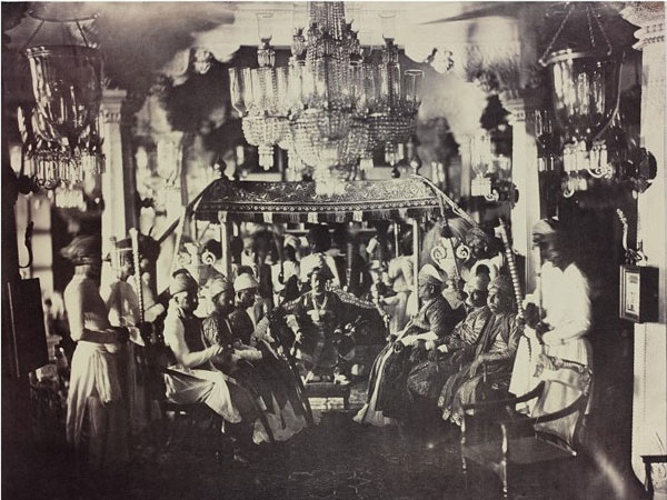 2. కొన్ని క్షణాలకే