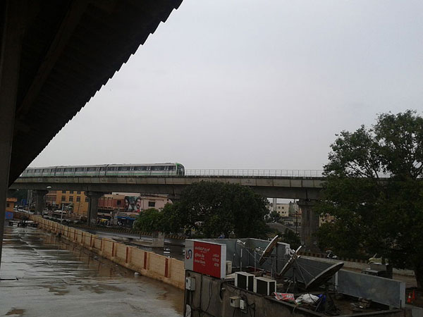 4. అచ్చం మెట్రో బోగిలాగా