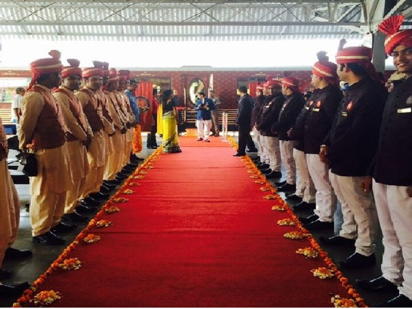 5. 20 డీలక్స్ క్యాబిన్స్