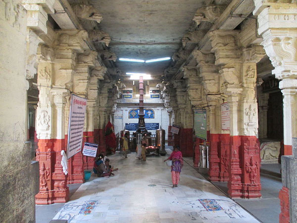 9.స్వామి విగ్రహం పొడవు 15 అడుగులు