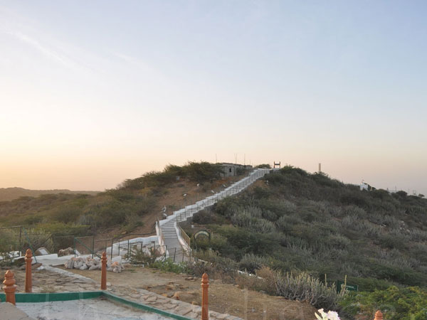 3. మరో కథ కూడా