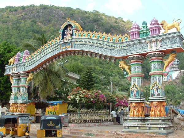 ప్రయాణానికి అధిదేతగా