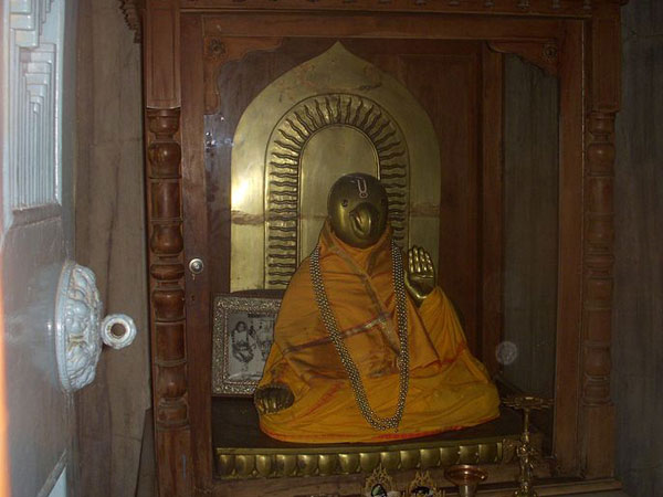 పురాణ పురష మందిరం