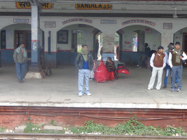 ఎలా వెళ్లాలి