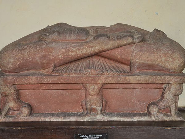 ఆలయాలకు నిలయంగా