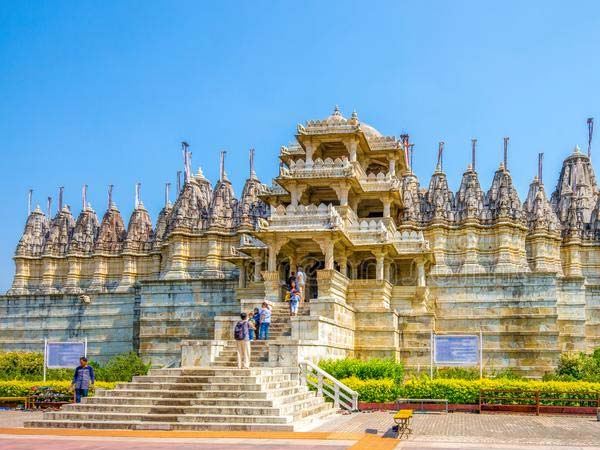 రిషభనాథ దేవాలయం