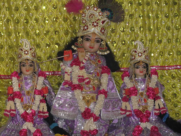 మదన్ మోహన్ ఆలయం