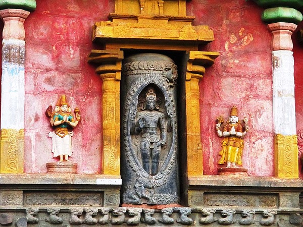 కంపహరేశ్వర దేవాలయం