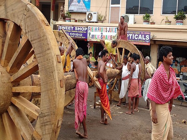 1072 ముక్కలు అటు పై 2188