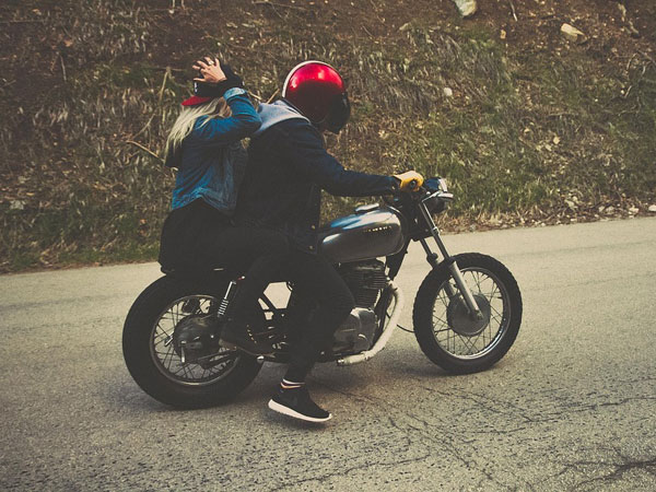 ముంబై నుంచి పూనే మీదుగా మల్షీద్