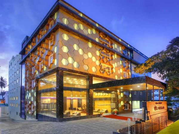 రాజు, రాణి వైభోగం కోసం