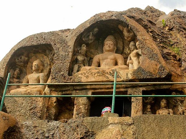 బొజ్జన కొండ, లింగాల కొండ, విశాఖపట్నం