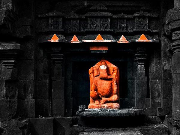 కేదారేశ్వర గుహ, హరిశ్చంద ఘడ్