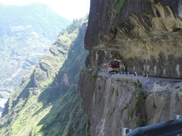 లేహ్ మనాలి హైవే